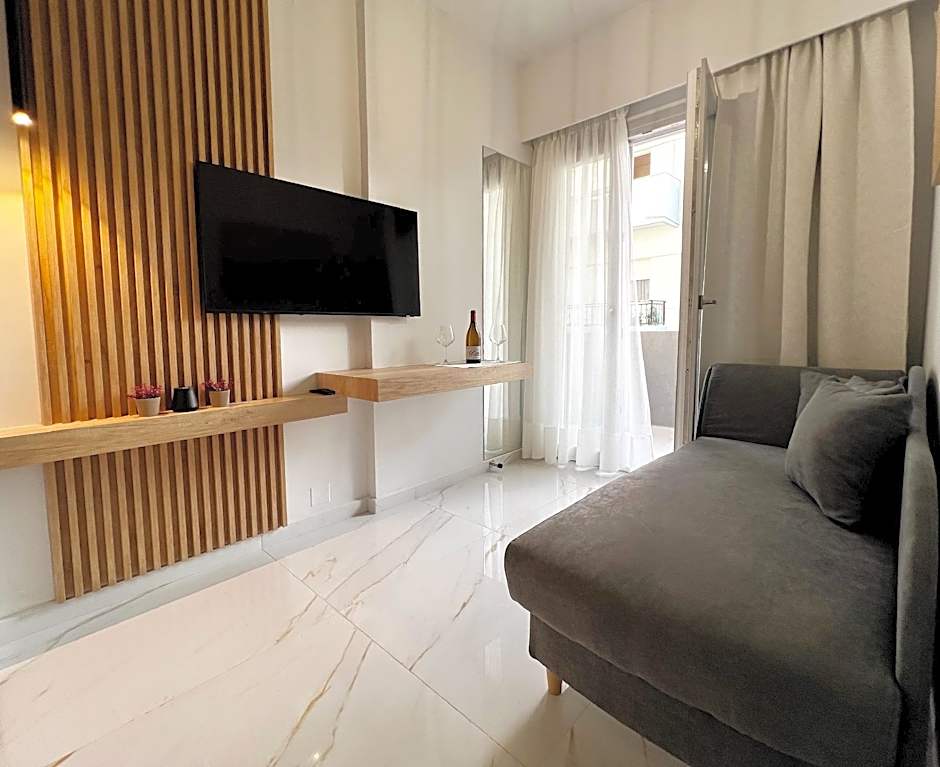 B&K ROOMS