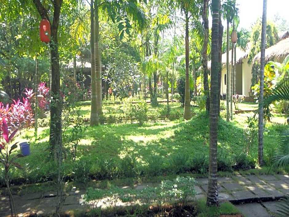 Golden Sunrise Hotel