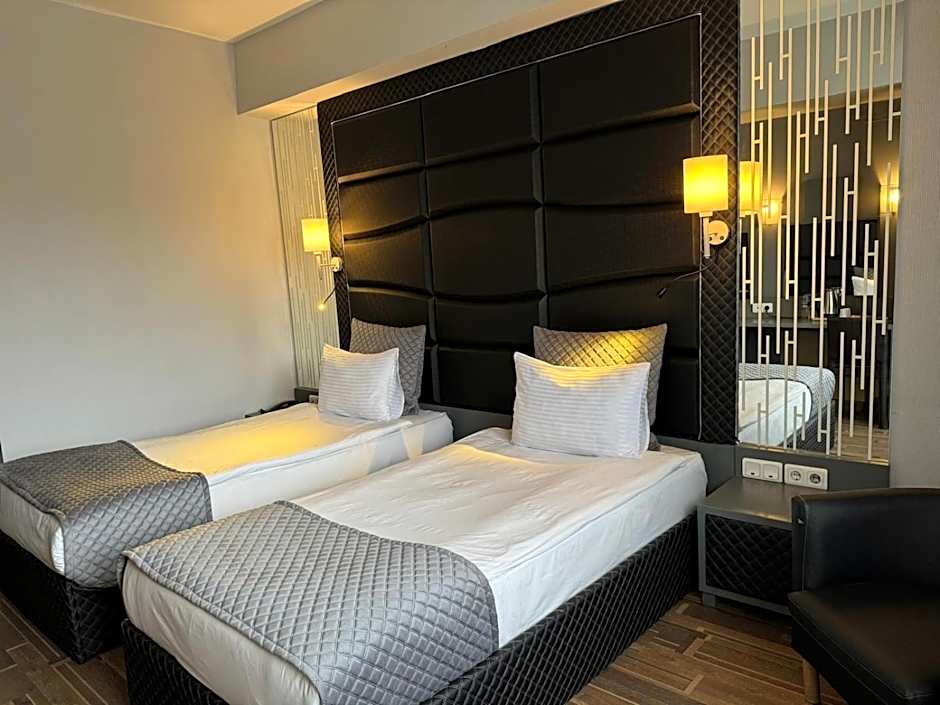 City One Hotel