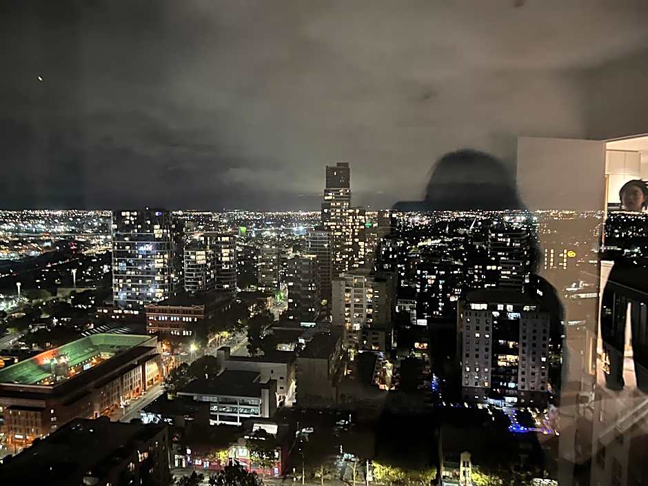 WSP 3B2B apartment in CBD with free parking