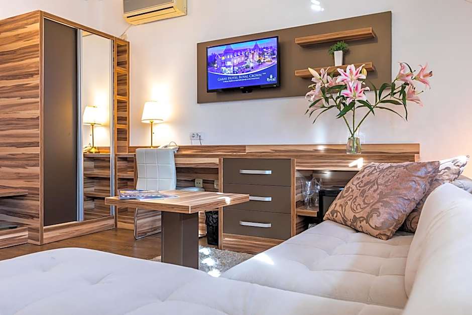 Garni Hotel Royal Crown