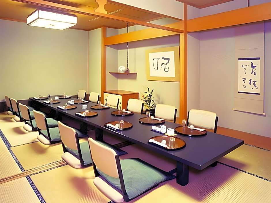The Crown Palais New Hankyu Kochi