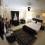 Hotel Crown Inn