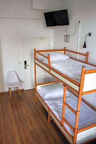 Dormitory Room (5 People) with Bathroom