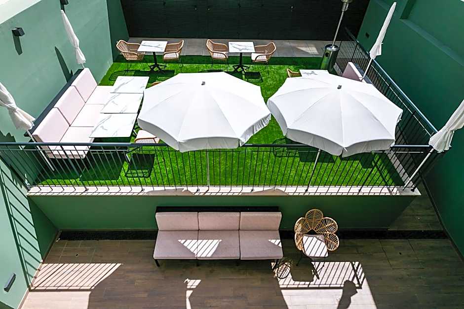 Lx SoHo Boutique Hotel