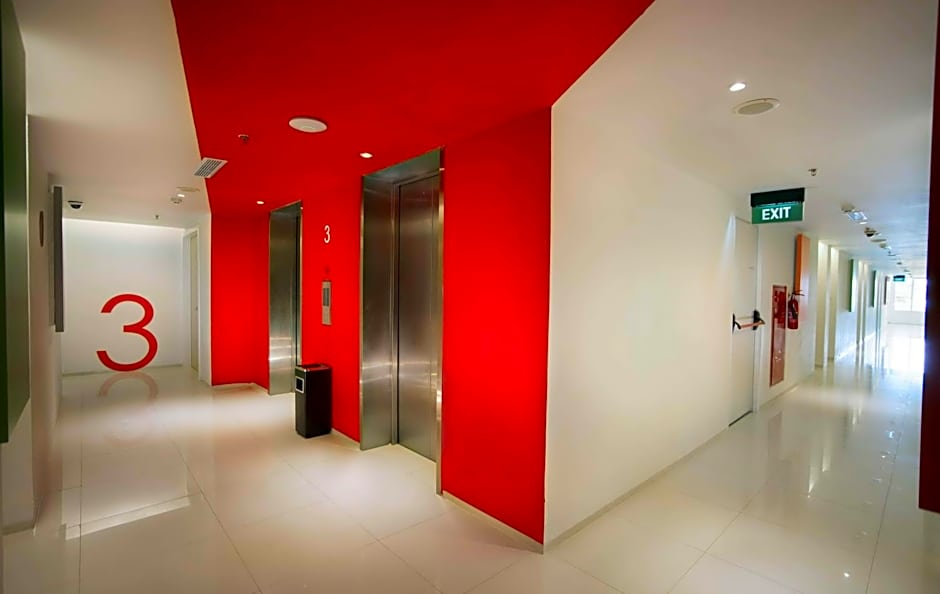 Zuri Express Lippo Cikarang Hotel