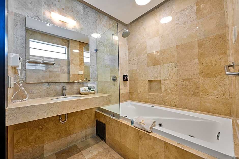 Hotel Estancia Business Class