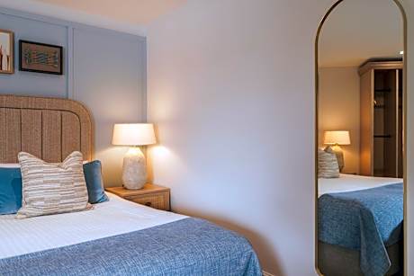 Deluxe Room - River View