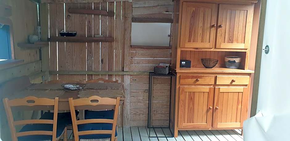 Gîte en bois proche du zoo ,vue sur le ciel en dormant