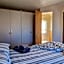 The Burrows Family Retreat, West Sands Holiday