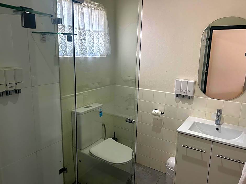 Country Lodge Motor Inn