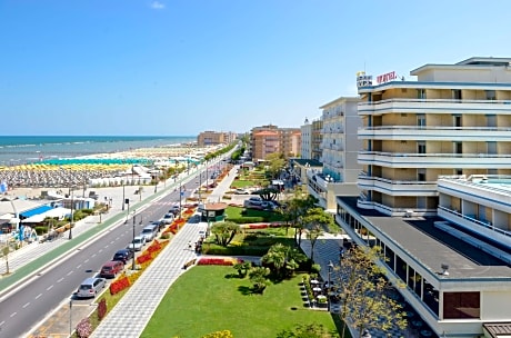 Hotel Caesar