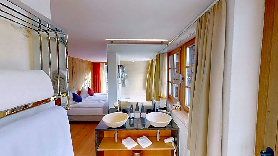 Schweizerhaus Swiss Quality Hotel