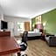 Travelodge Suites by Wyndham Lake Okeechobee