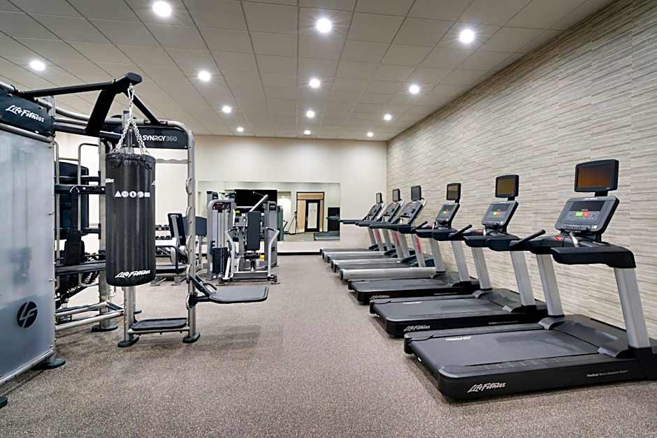 Courtyard by Marriott Charlotte Airport LoSo