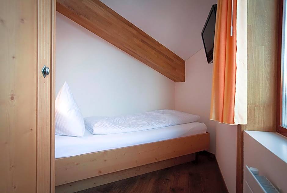 Berghotel Trübsee - Accessible Only by Cable Car