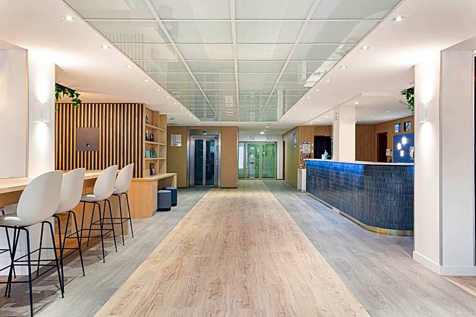Holiday Inn Express Paris-Canal De La Villette By IHG