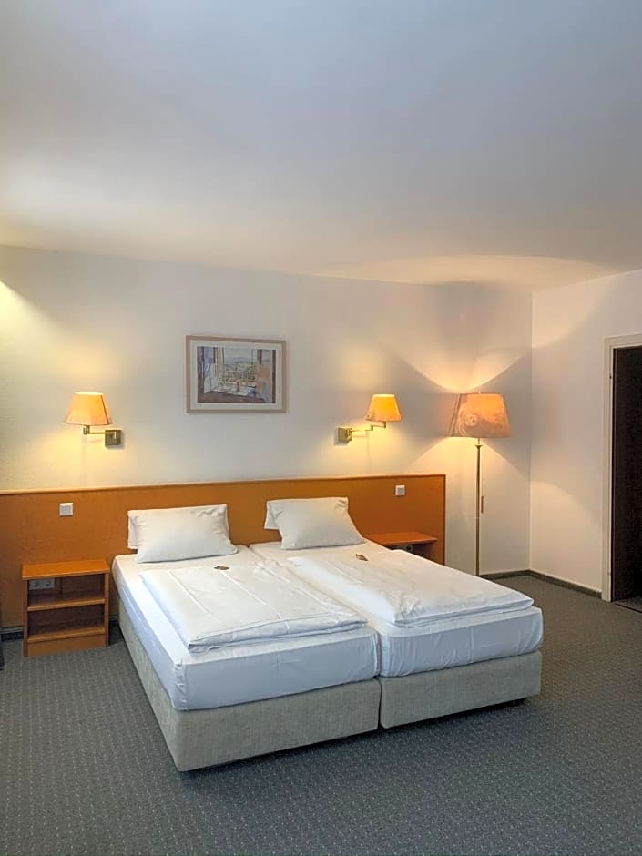 Hotel Mondial Comfort - Frankfurt City Centre
