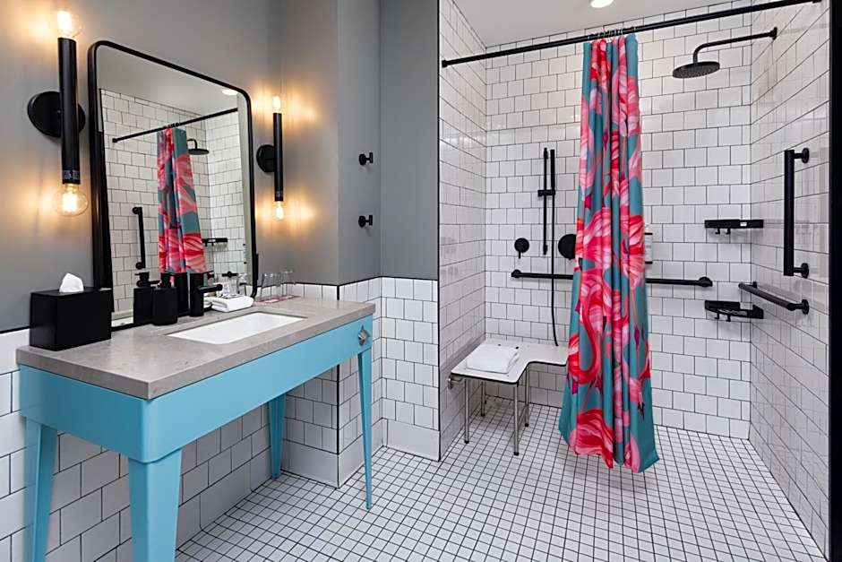Moxy Madison Downtown