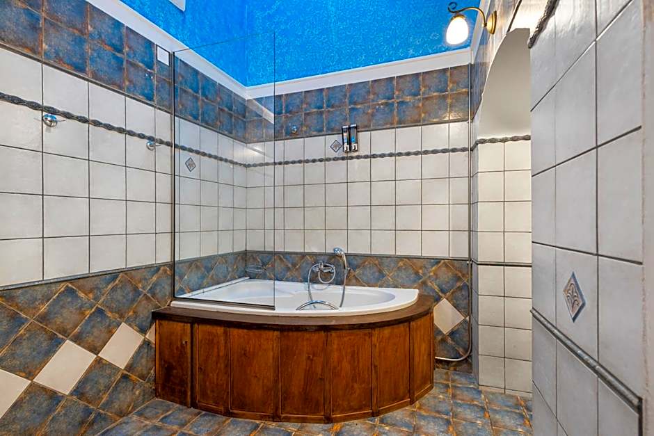Belmondo Hotel