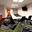 Holiday Inn Express Hotel & Suites East Lansing By IHG