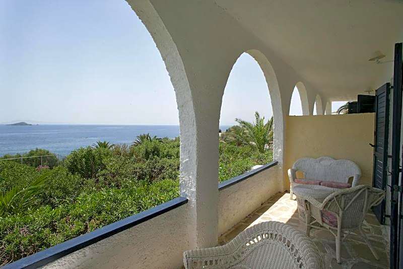 Andros Holiday Hotel