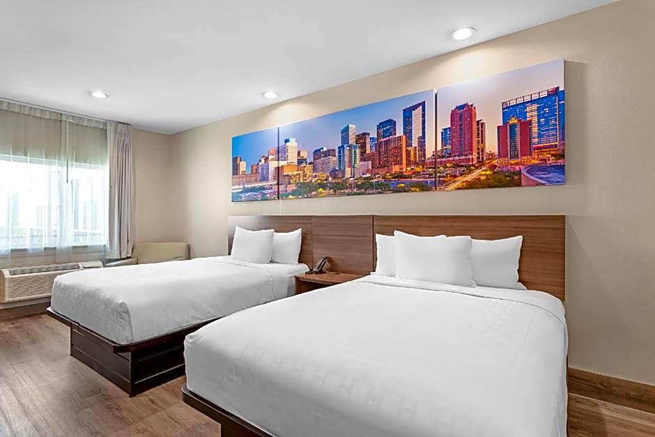 Foto 1 di 5 di Efficiency 2 Queen Beds, Nonsmoking