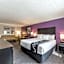 La Quinta Inn & Suites by Wyndham San Antonio Downtown
