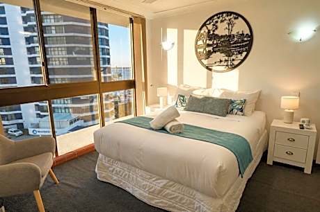 Deluxe Two-Bedroom Apartment