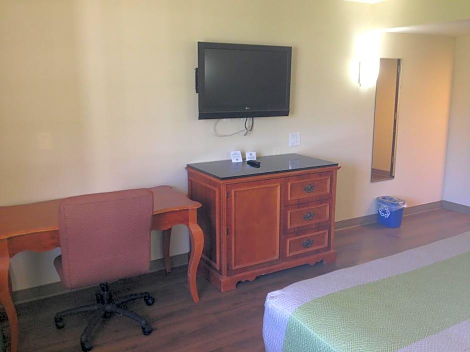 Red Carpet Inn - New Brunswick