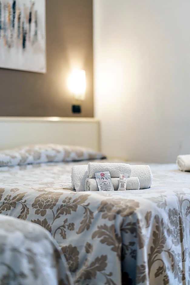 HOTEL CONTI