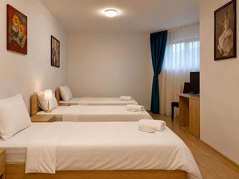 Monte Carlo Palace Rooms