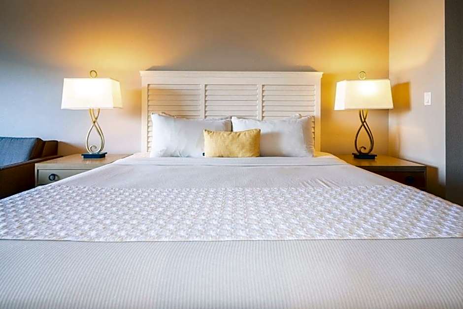 The Lodge at Columbia Point