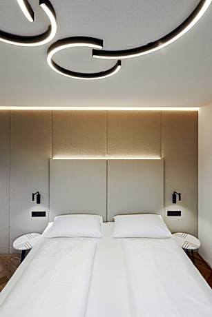 Deluxe Junior Suite