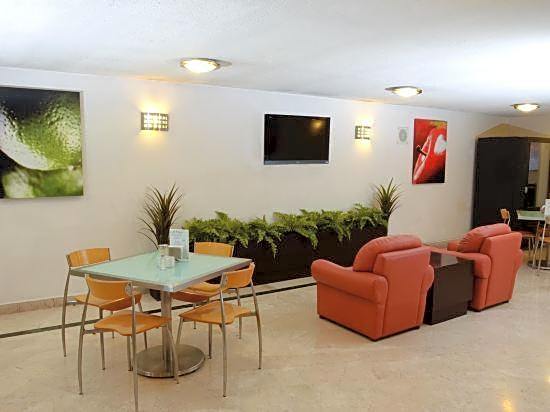Hotel Madero Express