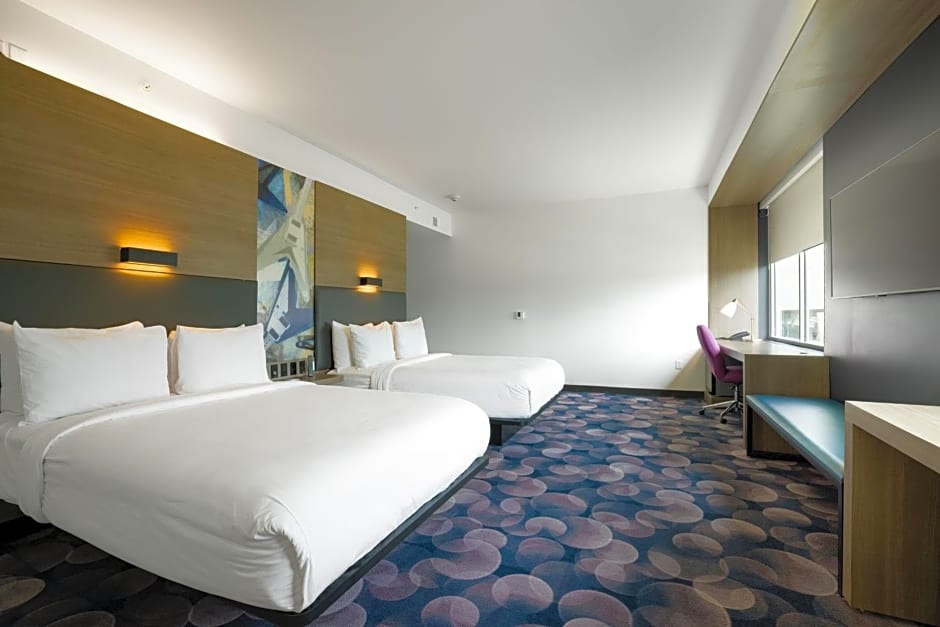 Aloft Austin Airport