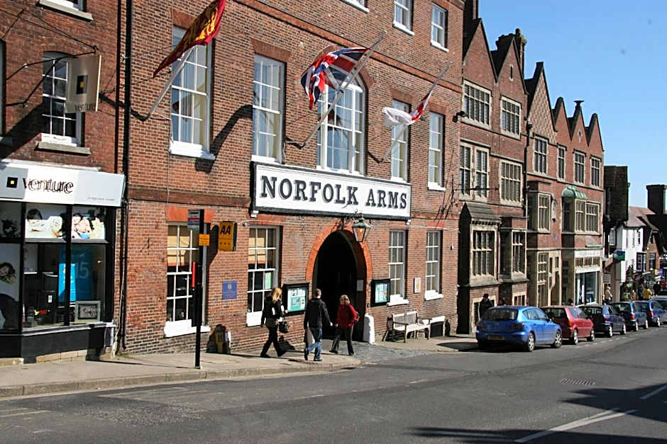 Norfolk Arms Hotel