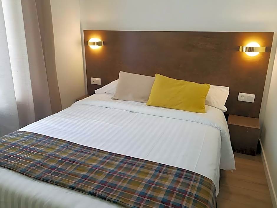 HOTEL DUPLEIX