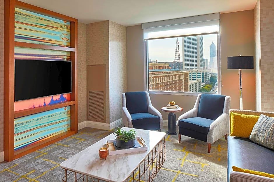Renaissance by Marriott Atlanta Midtown Hotel