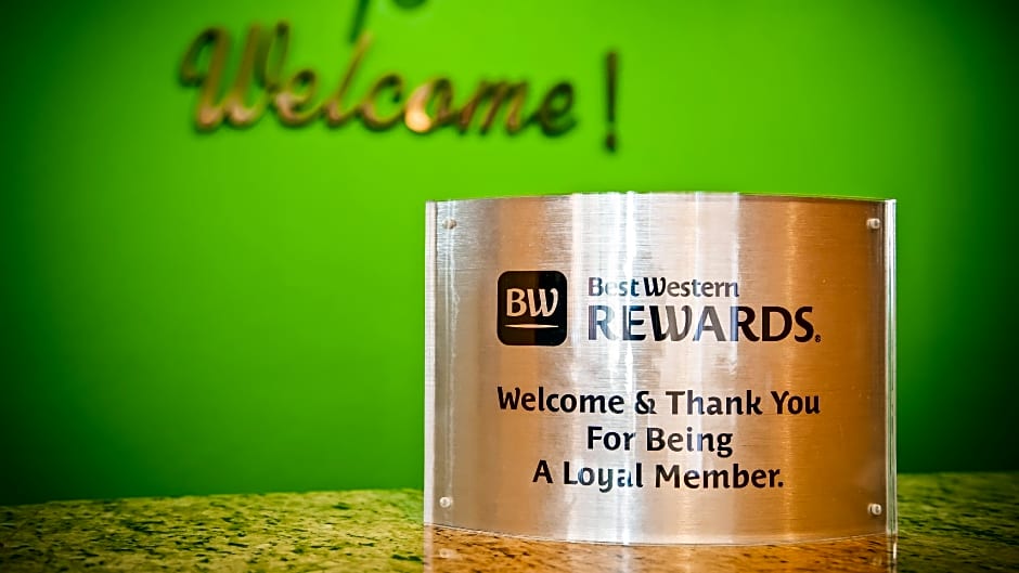 SureStay Hotel by Best Western Lincoln