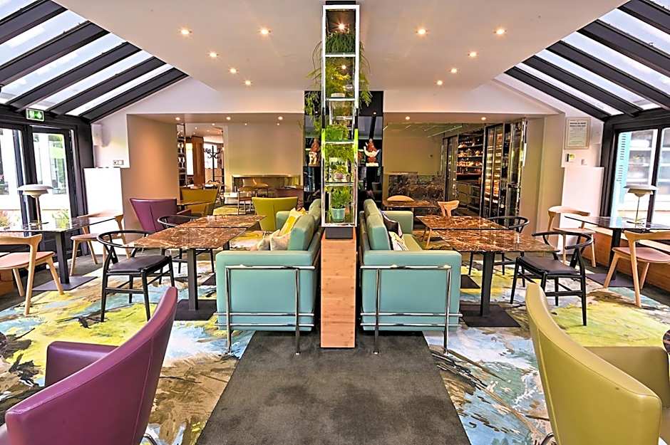 La Pyramide - Maison Henriroux