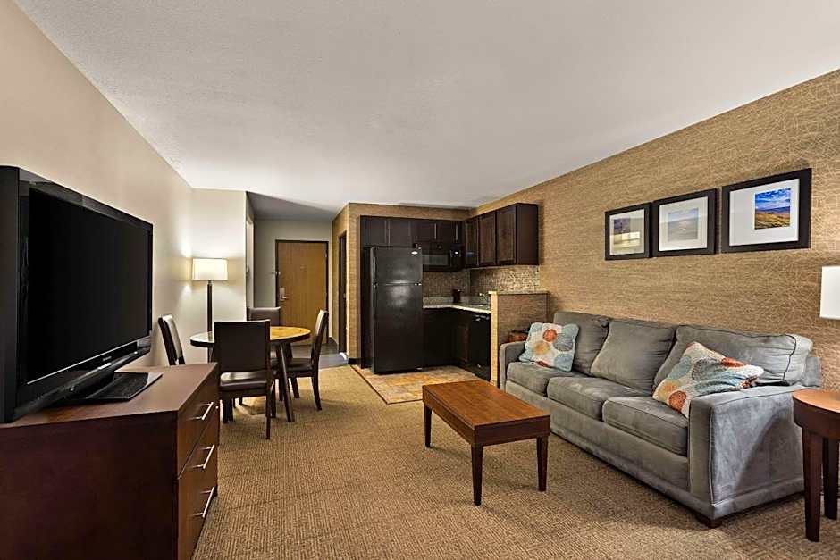 Comfort Inn & Suites Ludington near US-10