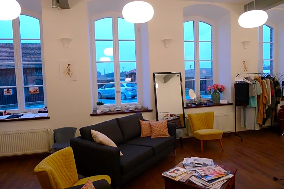 Stara Szkola Trzcin 20