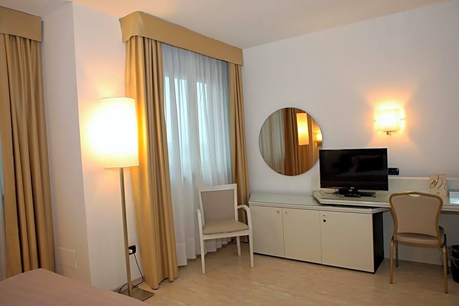 Mediterraneo Palace Hotel