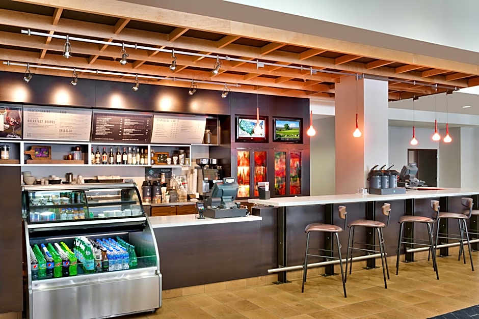 Courtyard by Marriott Lincoln Downtown/Haymarket