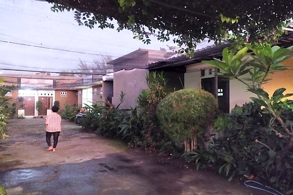 Hotel O Penginapan Melati Tanjung Near Kantor Pengamat Pengairan Tanjung