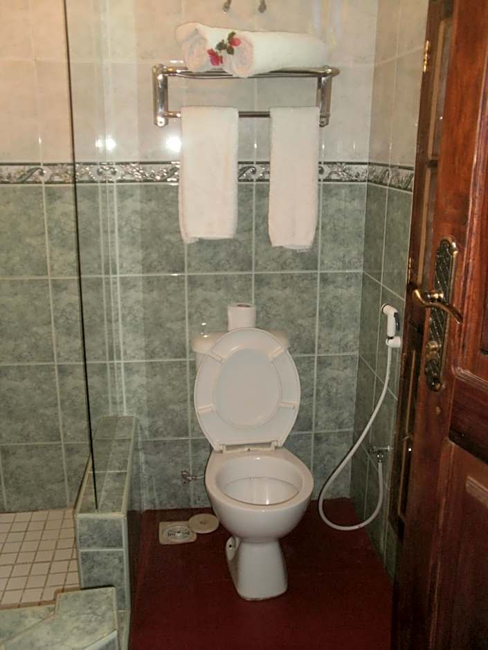 Asmini Palace Hotel