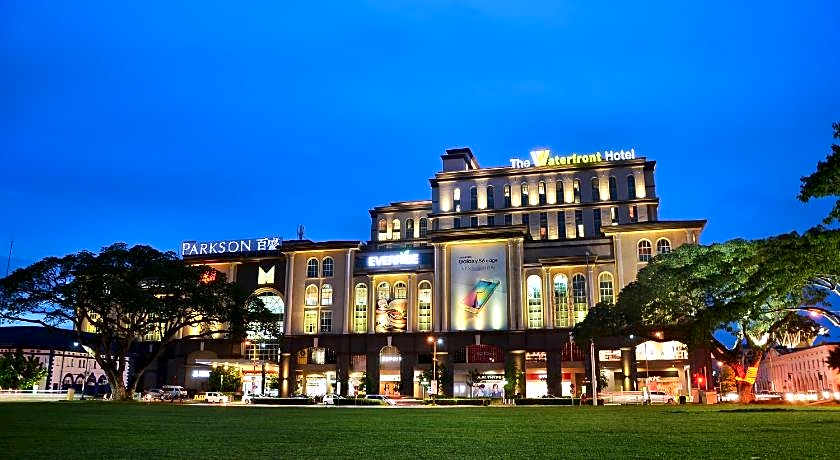 The Waterfront Hotel