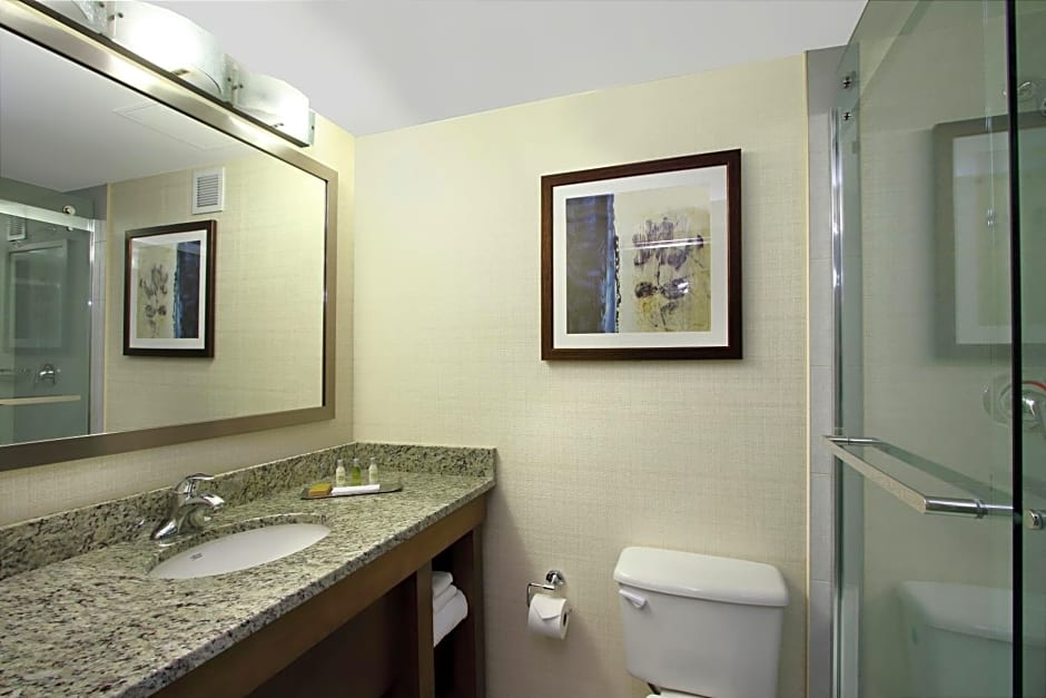 DoubleTree by Hilton Mahwah