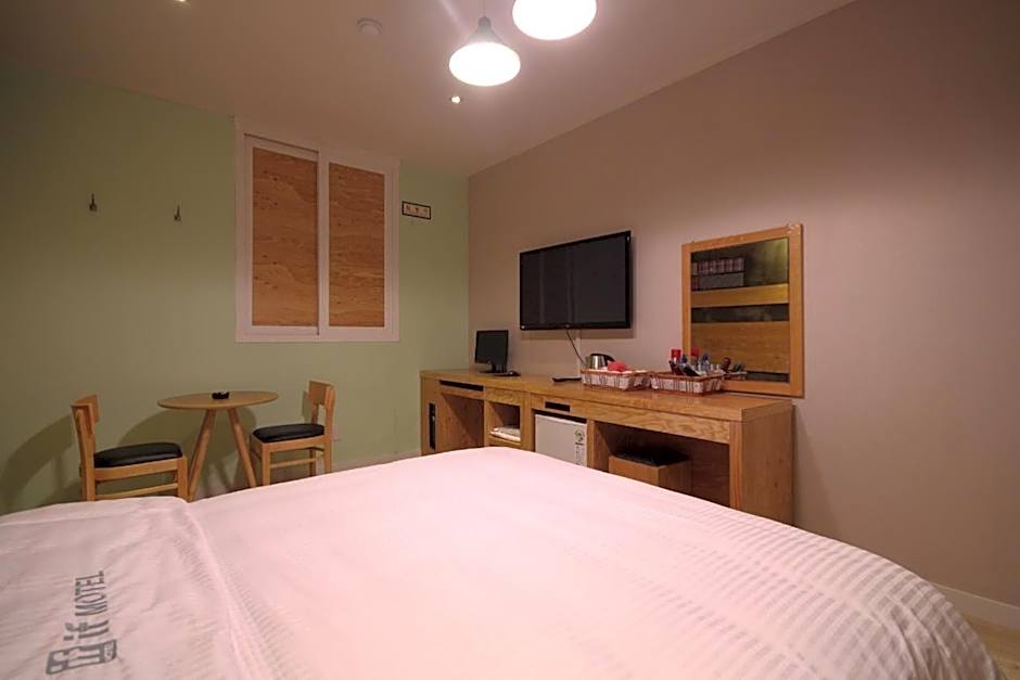 Gimhae Jangyu Check hotel